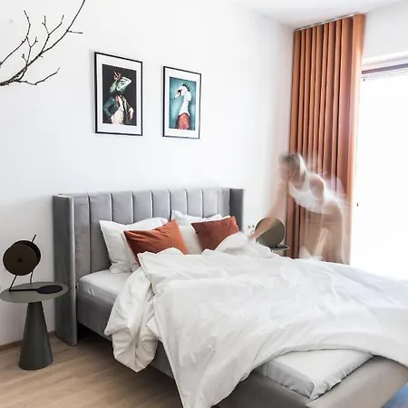 Kadriorg Plaza 2 Bedroom Free Parking Apartamento *
