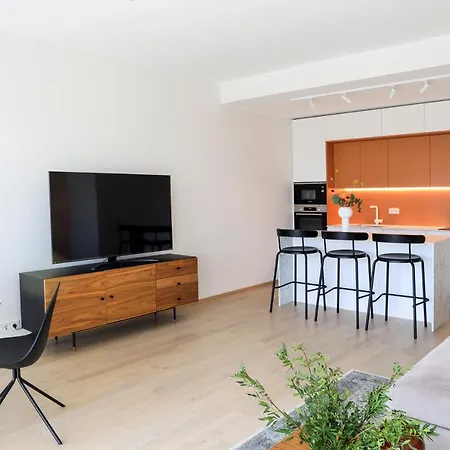 Apartamento Kadriorg Plaza 2 Bedroom Free Parking
