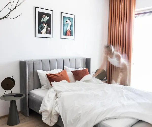 Kadriorg Plaza 2 Bedroom Free Parking 公寓 *