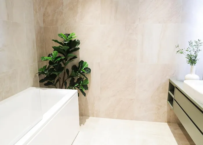 Kadriorg Plaza 2 Bedroom Free Parking Apartament