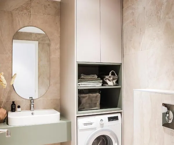 Kadriorg Plaza 2 Bedroom Free Parking 塔林