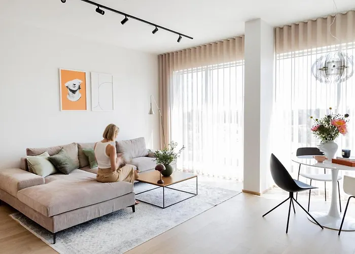 公寓 Kadriorg Plaza 2 Bedroom Free Parking *