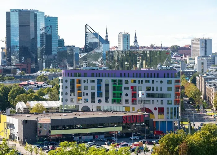 Kadriorg Plaza 2 Bedroom Free Parking Apartament Tallin